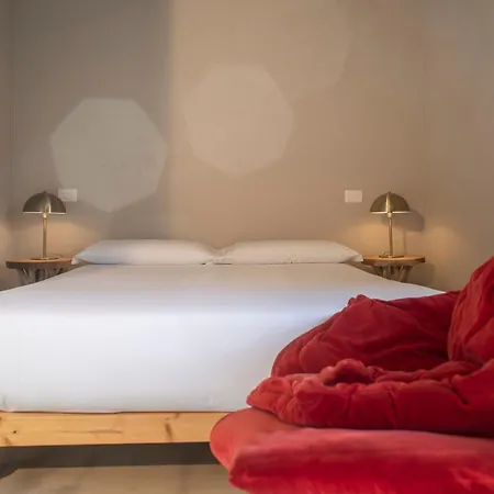 Palazzo Del Papa Country