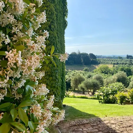 Palazzo Del Papa Country Suites-5 Mins From Siena & Chianti Views Appartement