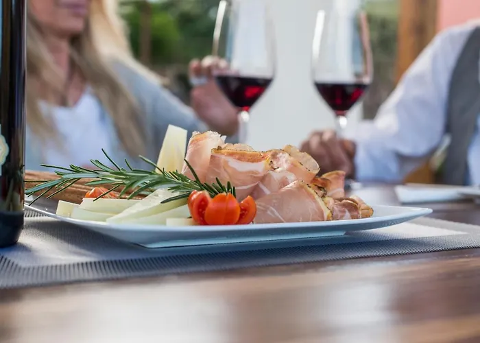 Palazzo Del Papa Country * Сиена